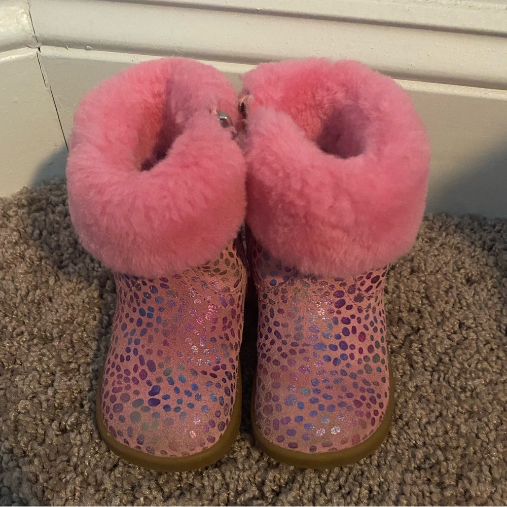 UGG Jorie ii metallic boot